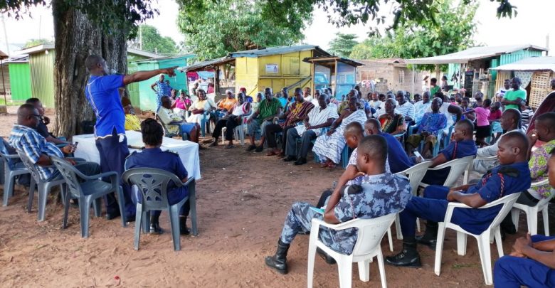 iwatch-africa-police-citizen-forum-Tac