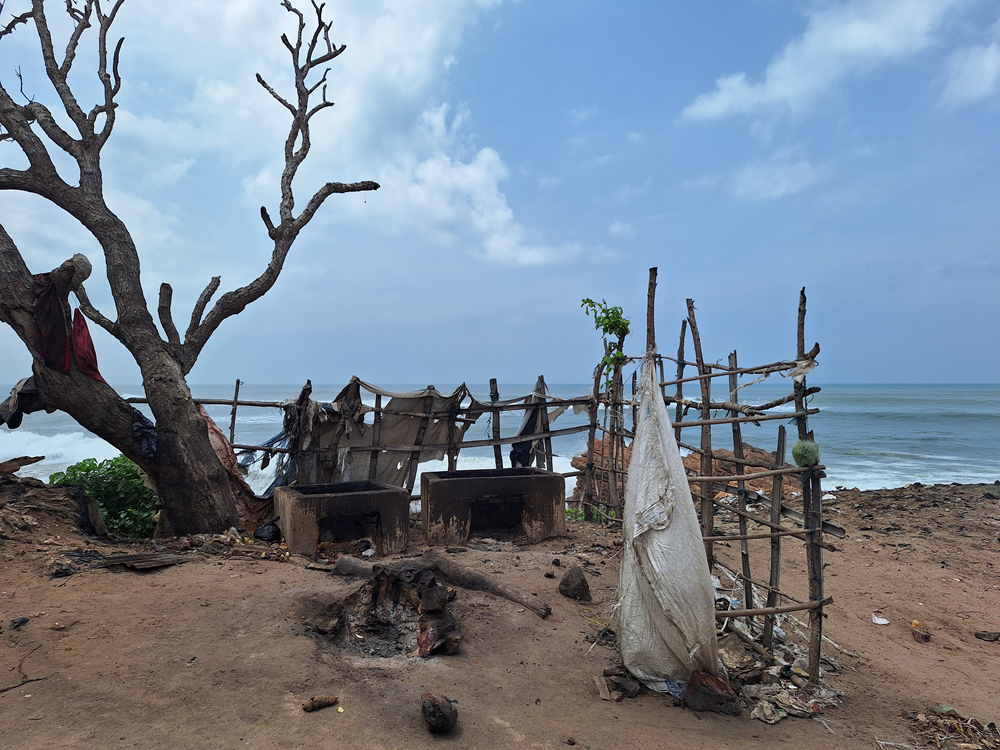 A makeshift slaughterhouse for sea turtles in Nyanyano, Image credit: Gideon Sarpong, 2024