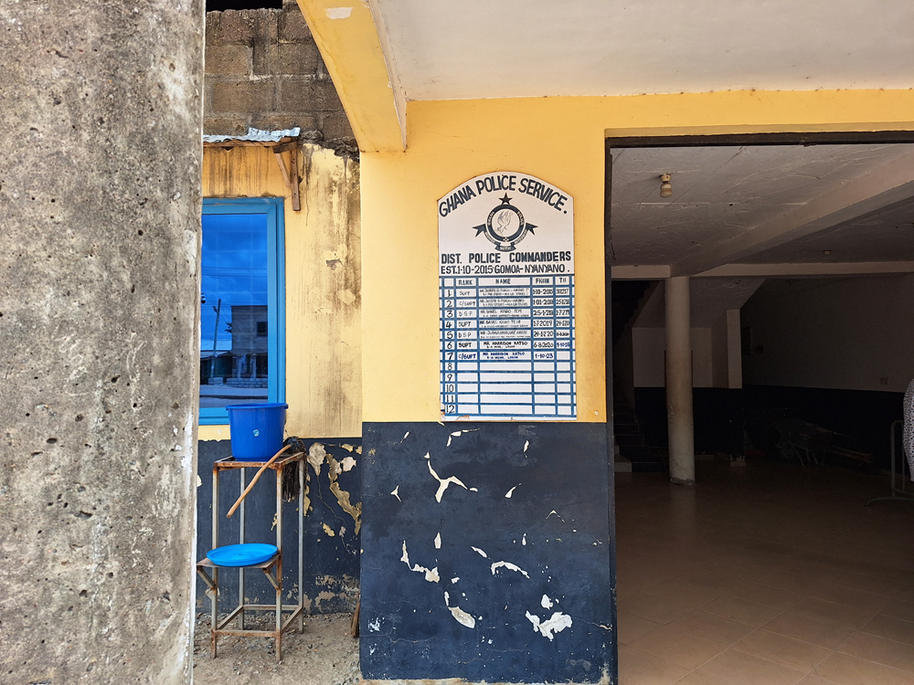 Front view, Nyanyano Police Station, Central Region. Image credit: Gideon Sarpong, 2024.